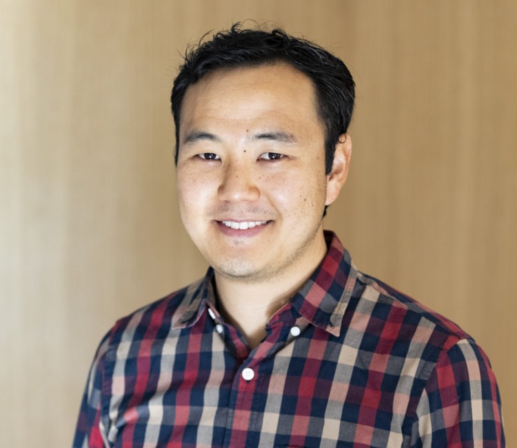Portrait of Deric Mizokami
